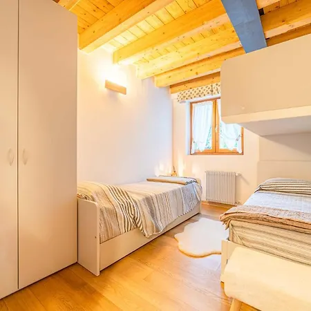 Charming Civetta Apartment Alleghe Exterior photo